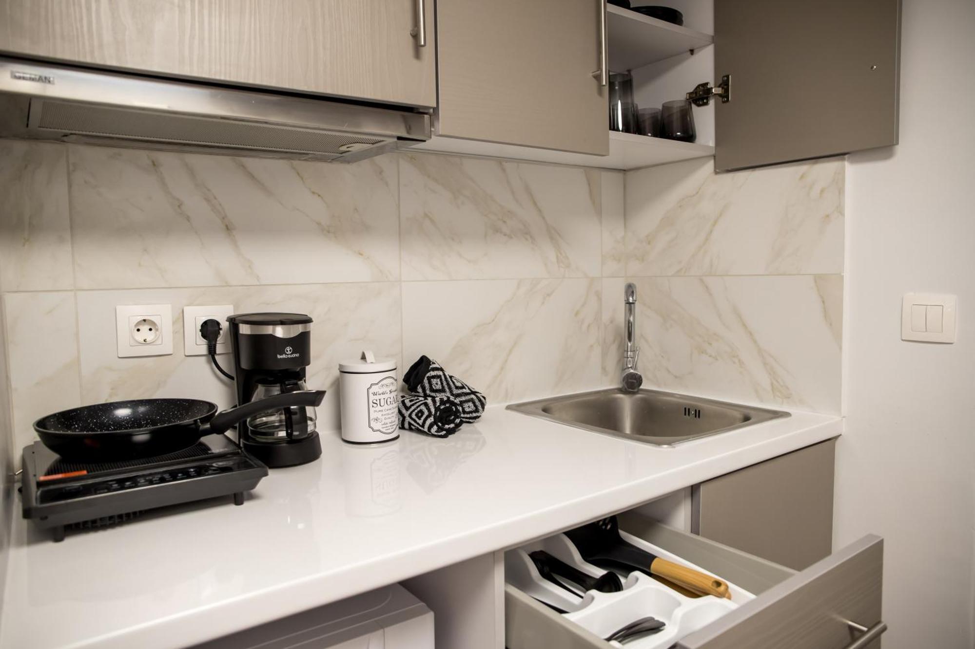Apartment Exarchia Serenity *