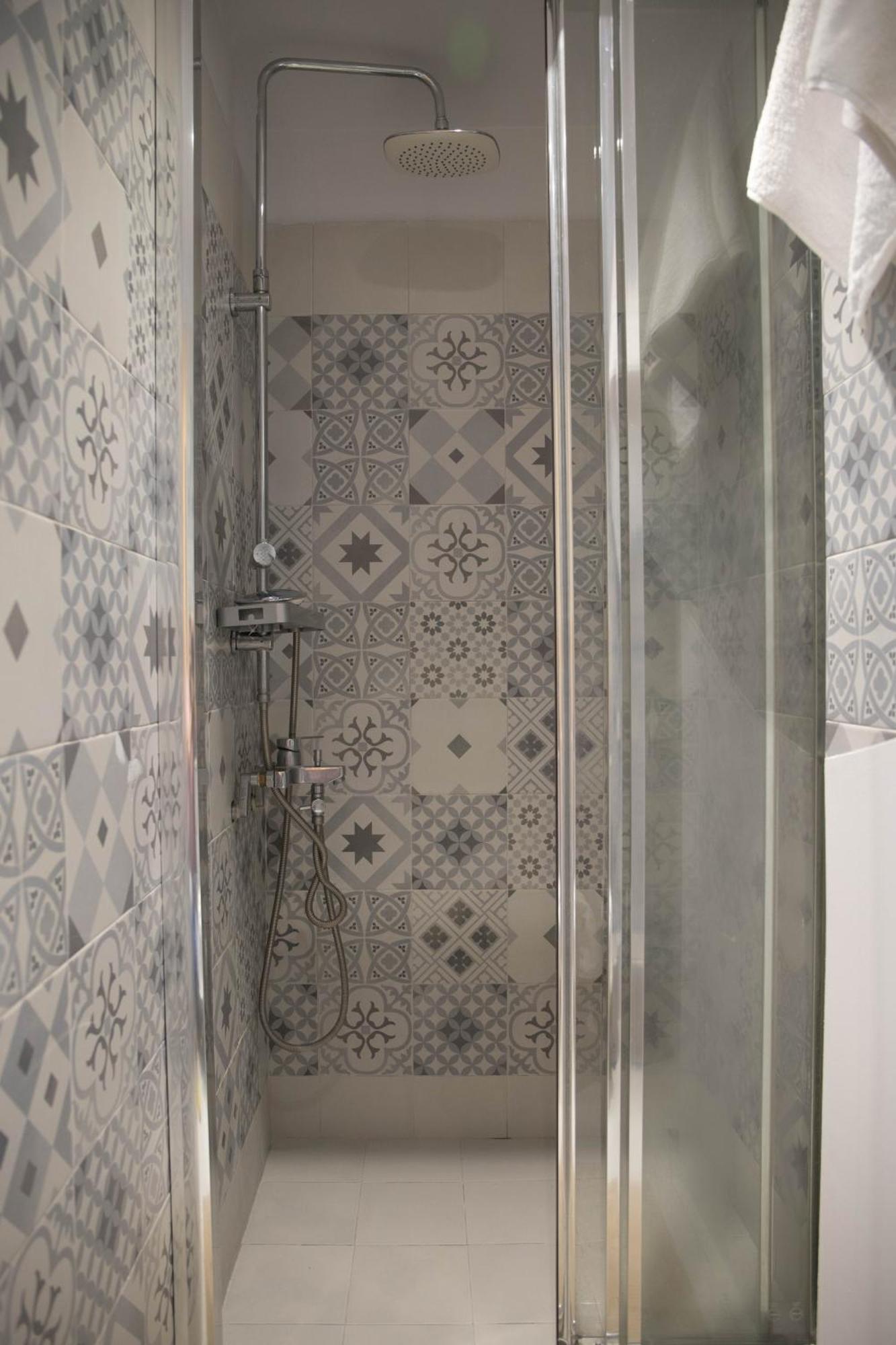 Apartment Exarchia Serenity *